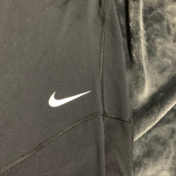 Nike leggings - Picture 2 of 4